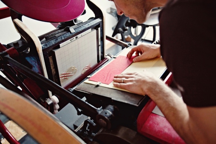 gallery/sweet-letterpress-feeding-platen-press
